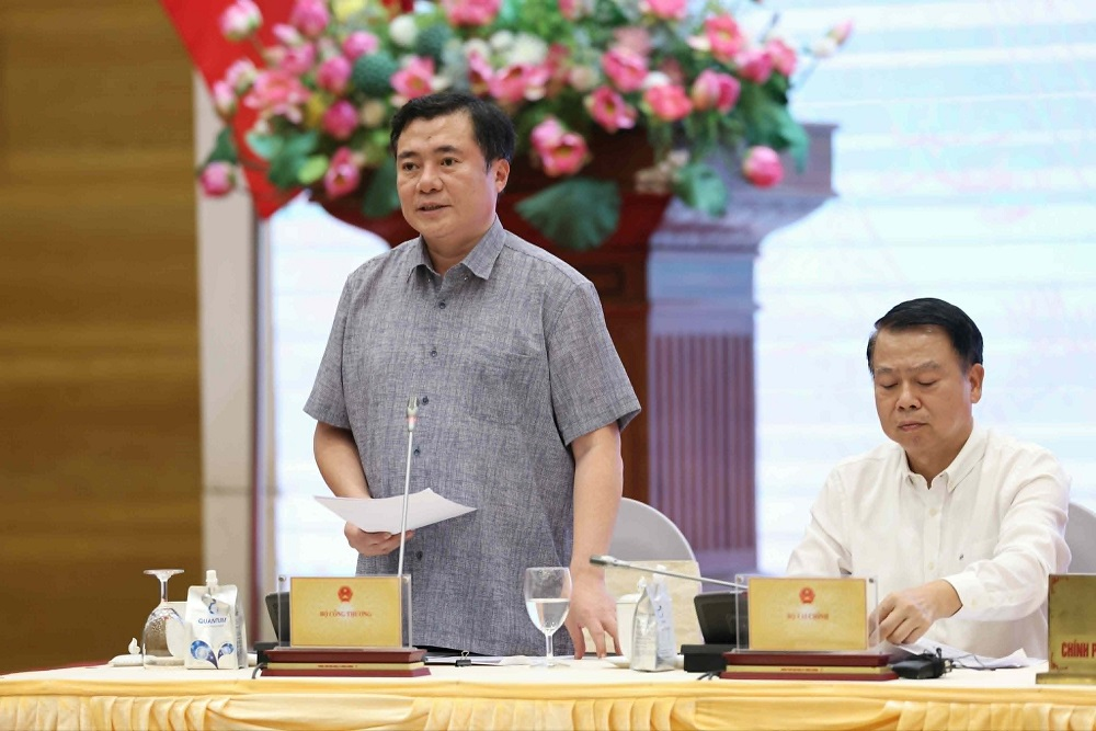 Bộ Công Thương: Kiểm soát chặt chất lượng xăng sinh học